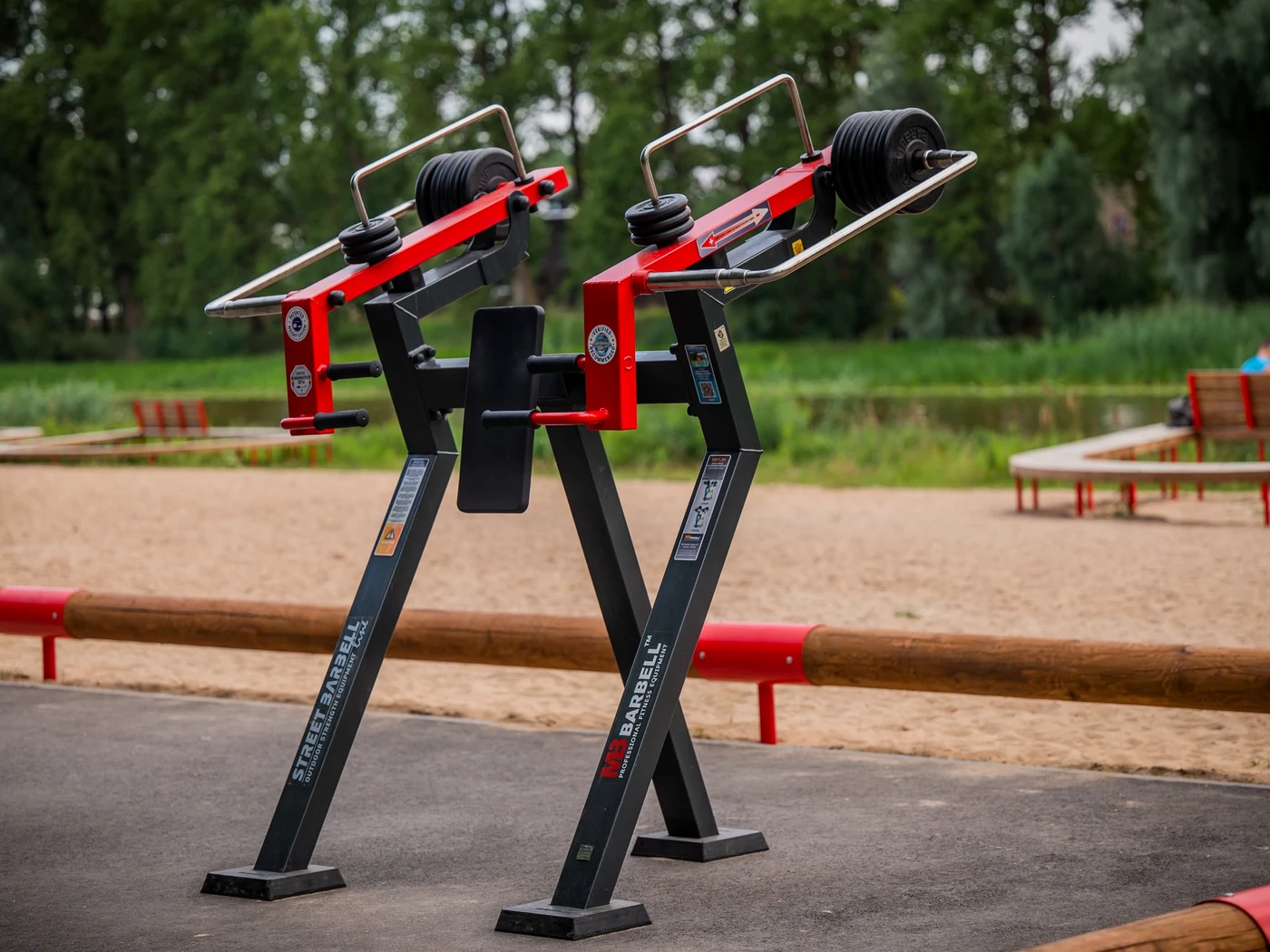 Détail d’un équipement Street Barbell à charge variable
